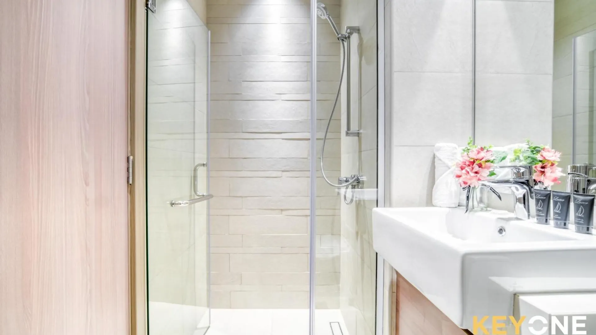 Spacious Azizi Riviera Studio Apartment